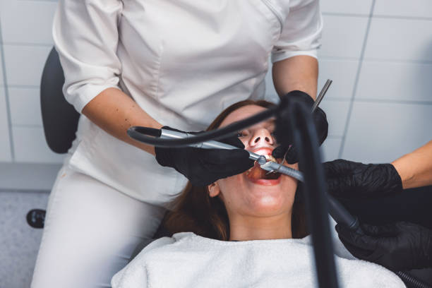 Best Emergency Tooth Extraction in Desert Aire, WA